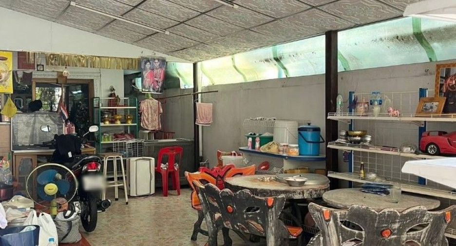 For sale 2 bedrooms house in Wang Thonglang, Bangkok