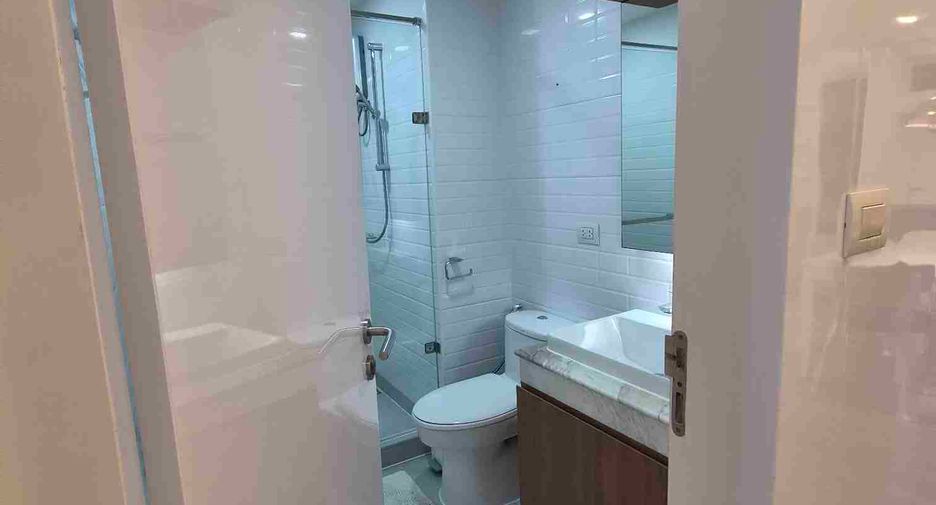 Wohnung zur Miete mit 3 Zimmer in Watthana, Bangkok