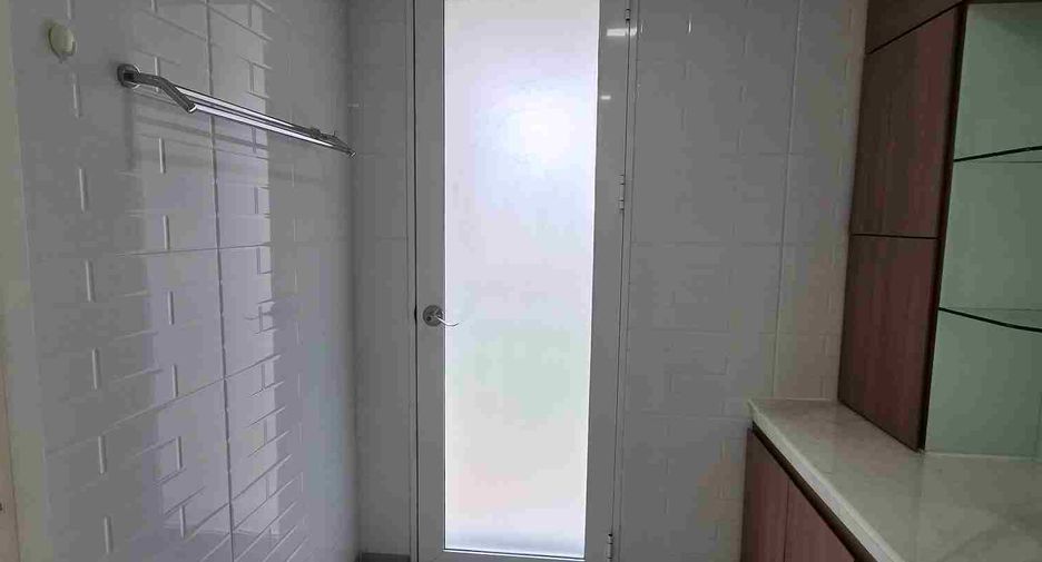 Wohnung zur Miete mit 3 Zimmer in Watthana, Bangkok