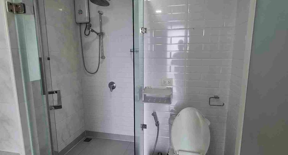 Wohnung zur Miete mit 3 Zimmer in Watthana, Bangkok