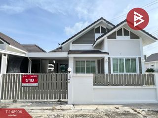 For sale 2 bedrooms townhouse in Krathum Baen, Samut Sakhon