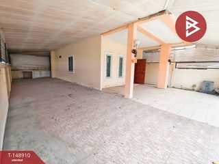 For sale 2 bedrooms townhouse in Krathum Baen, Samut Sakhon