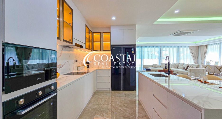 For sale 5 bedrooms house in Bang Lamung, Chonburi