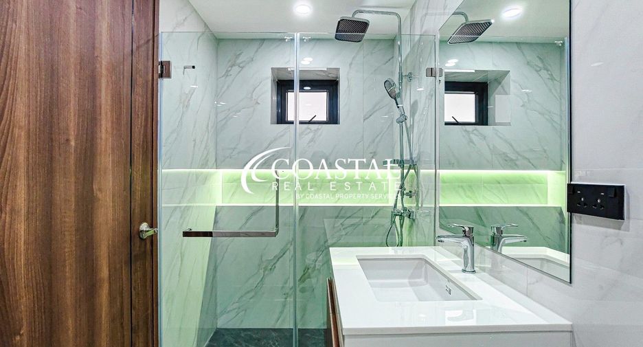 For sale 5 bedrooms house in Bang Lamung, Chonburi