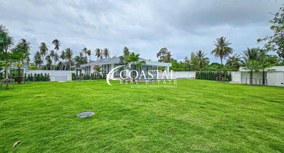 For sale 5 bedrooms house in Bang Lamung, Chonburi