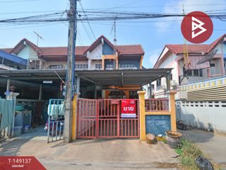 À vendre 2 chambres maison de ville à Bang Pakong, Chachoengsao