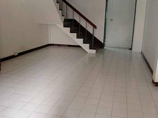 À vendre 2 chambres maison de ville à Bang Pakong, Chachoengsao
