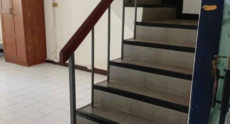À vendre 2 chambres maison de ville à Bang Pakong, Chachoengsao