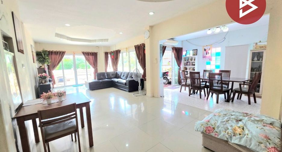 For sale 4 bedrooms house in Bang Lamung, Chonburi