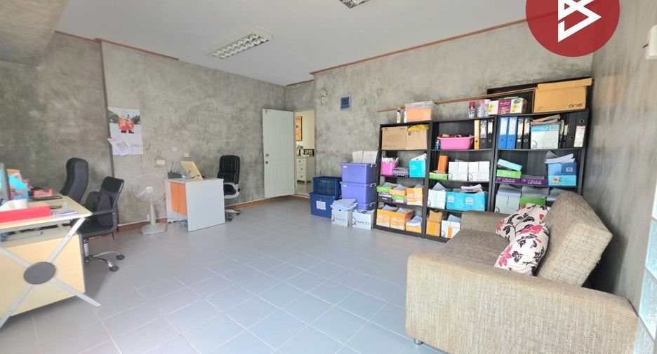 For sale 4 bedrooms house in Bang Lamung, Chonburi