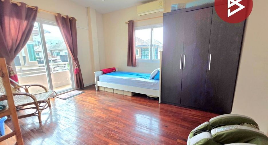 For sale 4 bedrooms house in Bang Lamung, Chonburi
