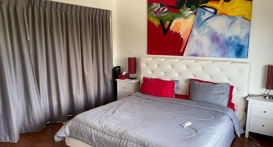 For sale 3 bedrooms villa in Na Jomtien, Pattaya