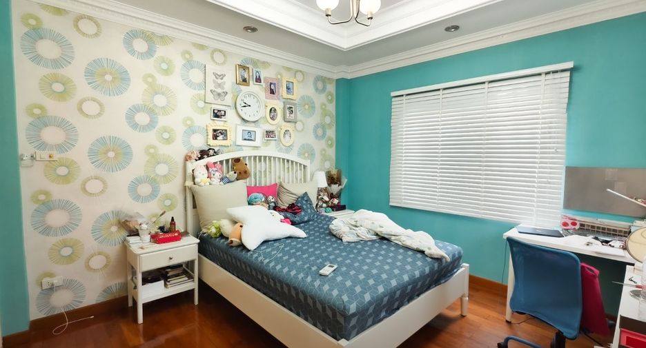 Haus zum Kauf mit 3 Zimmer in Bang Na, Bangkok