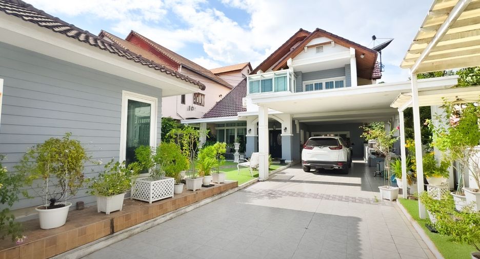 Haus zum Kauf mit 3 Zimmer in Bang Na, Bangkok