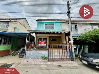 For sale 3 ベッドルーム townhouse in Sam Phran, Nakhon Pathom