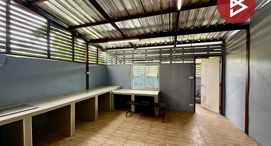 For sale 3 ベッドルーム townhouse in Sam Phran, Nakhon Pathom