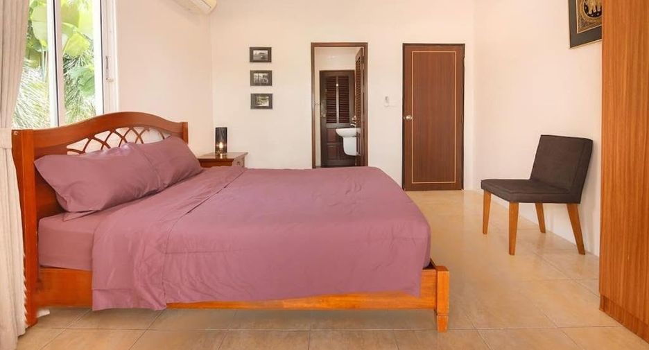 Villa zum Kauf mit 6 Zimmer in Bang Lamung, Chonburi