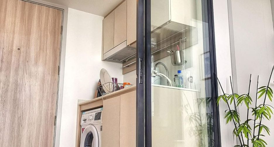 For rent 1 bed condo in Yan Nawa, Bangkok