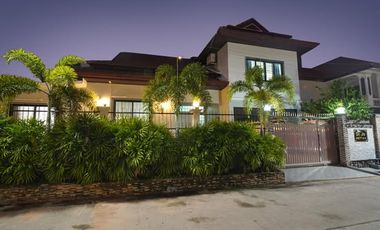 Villa en venta de 7 habitaciones en Bang Lamung, Chonburi