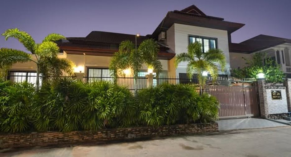 For sale 7 bedrooms villa in Bang Lamung, Chonburi