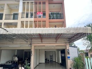 For sale 2 bedrooms retail Space in Phan Thong, Chonburi