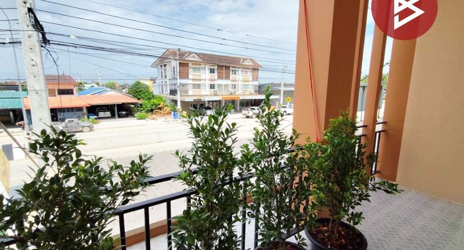 For sale 2 bedrooms retail Space in Phan Thong, Chonburi