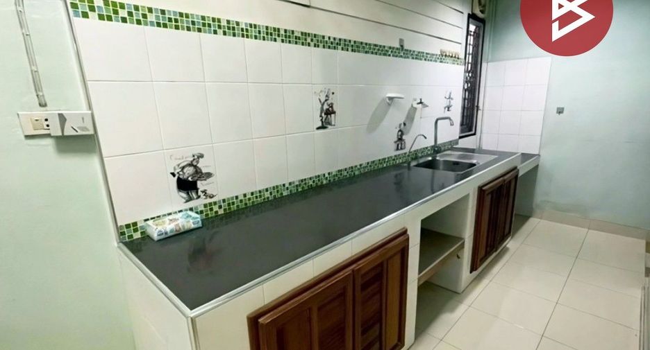 Casa en venta de 5 habitaciones en Thanyaburi, Pathum Thani