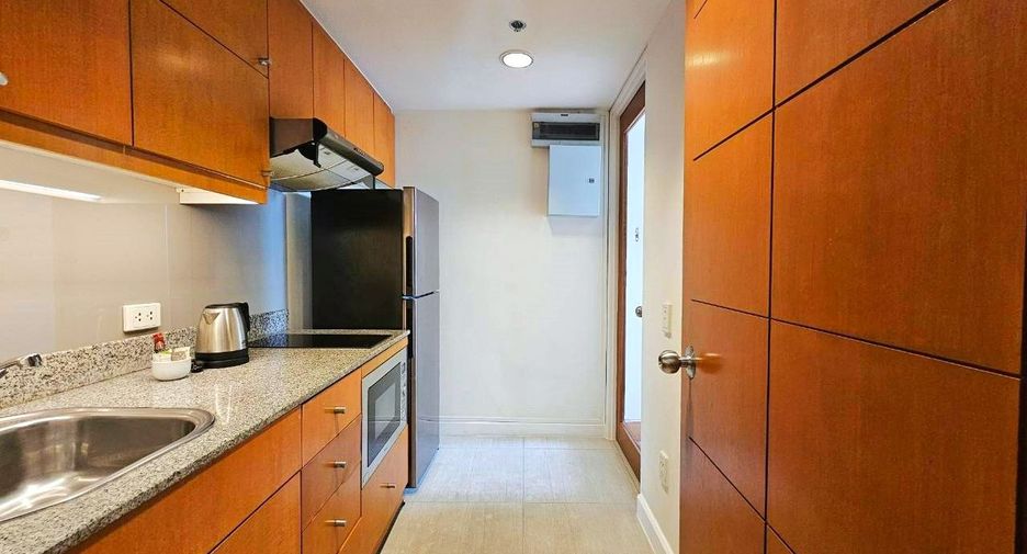 For rent 1 bed serviced apartment in Sathon, Bangkok