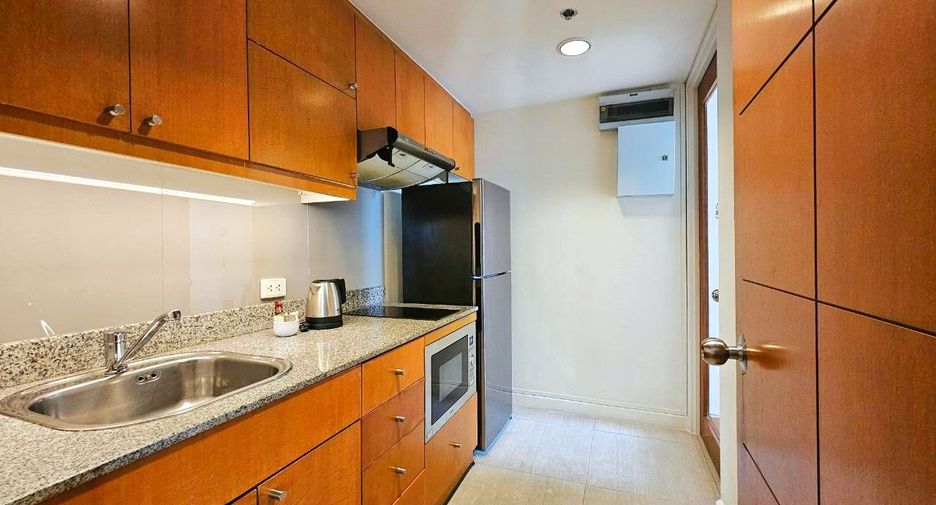 For rent 1 bed serviced apartment in Sathon, Bangkok