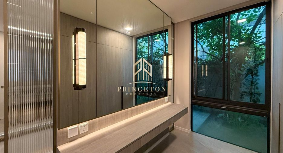 Casa en venta de 4 habitaciones en Saphan Sung, Bangkok
