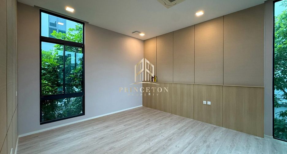 Casa en venta de 4 habitaciones en Saphan Sung, Bangkok