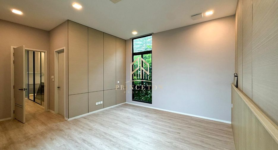 Casa en venta de 4 habitaciones en Saphan Sung, Bangkok