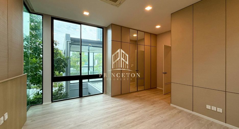 Casa en venta de 4 habitaciones en Saphan Sung, Bangkok