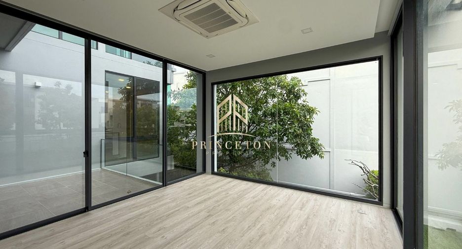 Casa en venta de 4 habitaciones en Saphan Sung, Bangkok