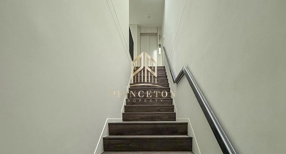 Casa en venta de 4 habitaciones en Saphan Sung, Bangkok