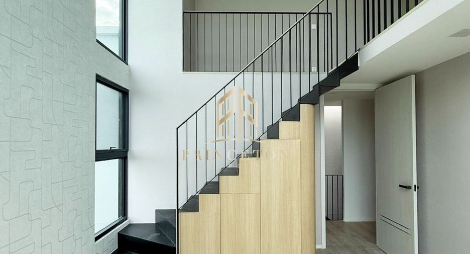 Casa en venta de 4 habitaciones en Saphan Sung, Bangkok