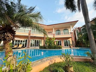 For Rent 4 Bedroom Villa In Bang Lamung, Chonburi