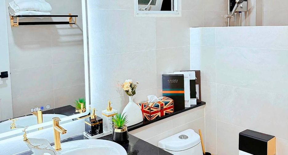 For rent 4 bedrooms house in Bang Lamung, Chonburi