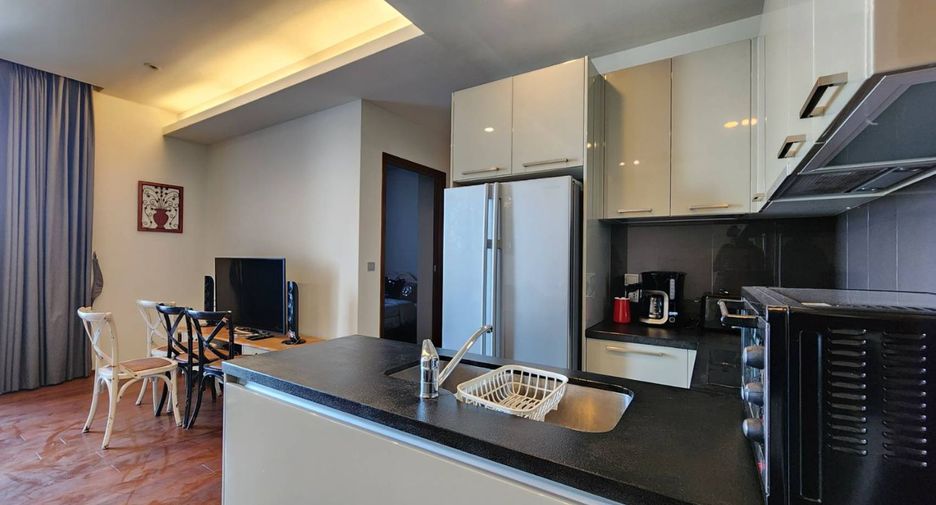 For rent 2 bedrooms condo in Watthana, Bangkok