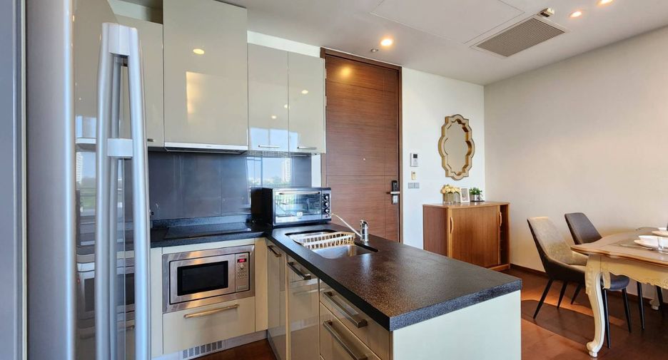 For rent 2 bedrooms condo in Watthana, Bangkok
