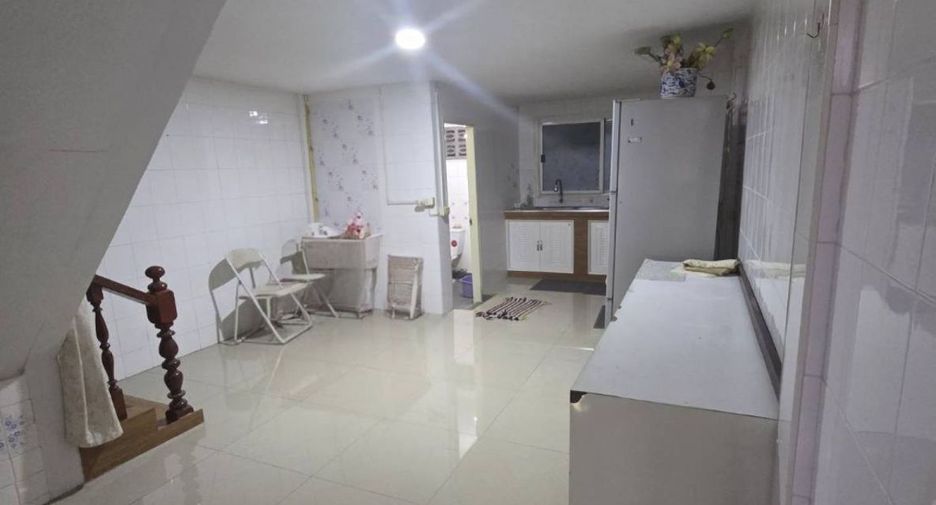 出售 2 卧室 联排别墅 在 Pak Kret, Nonthaburi