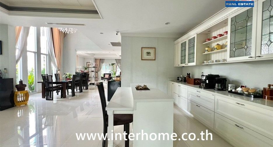For sale 5 ベッドルーム house in Prawet, Bangkok