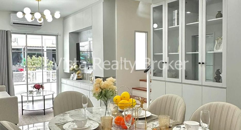 À vendre 3 chambres maison à Bang Lamung, Chonburi