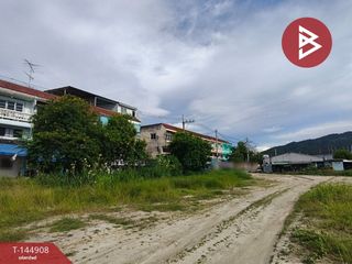 Terreno en venta en Ban Bueng, Chonburi