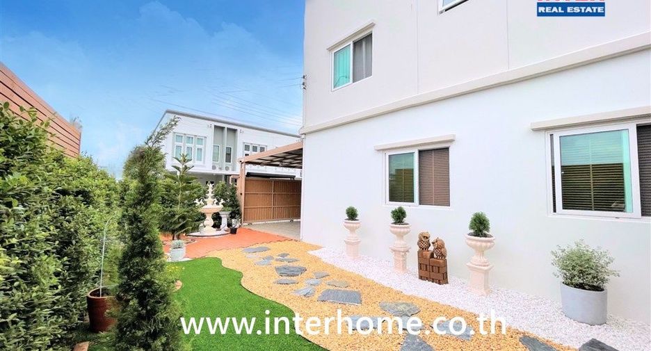 For sale 2 bedrooms townhouse in Sai Mai, Bangkok