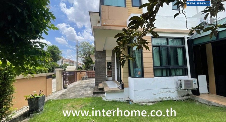 For sale 3 bedrooms house in Khan Na Yao, Bangkok