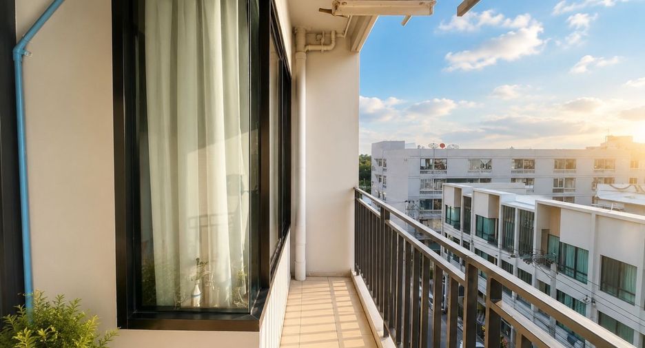 For sale 1 bed condo in Phra Pradaeng, Samut Prakan
