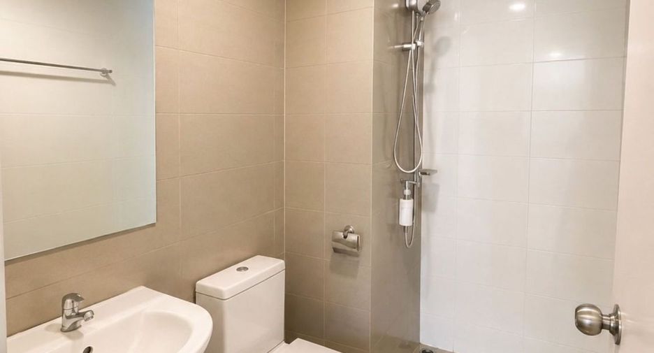 For sale 1 bed condo in Phra Pradaeng, Samut Prakan