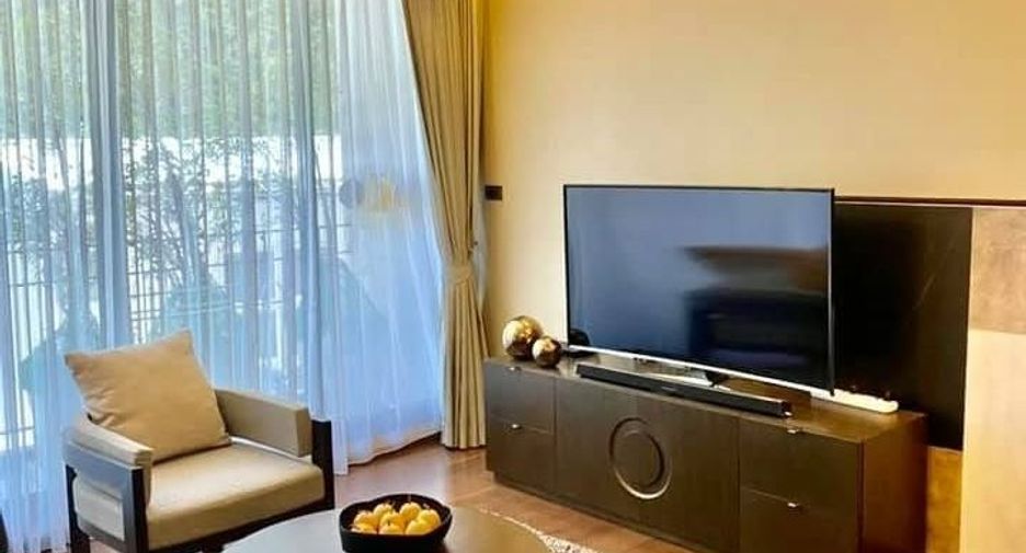 For rent 2 bedrooms condo in Watthana, Bangkok