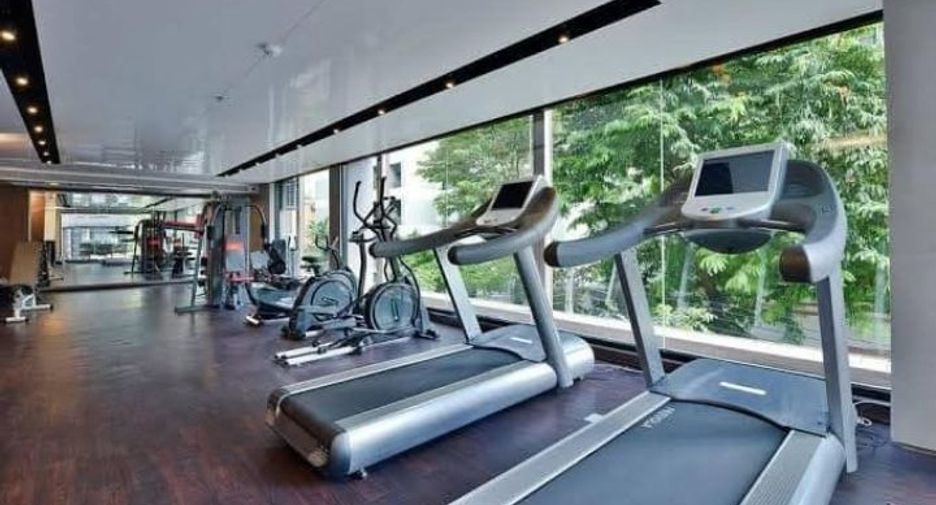 For rent 2 bedrooms condo in Watthana, Bangkok